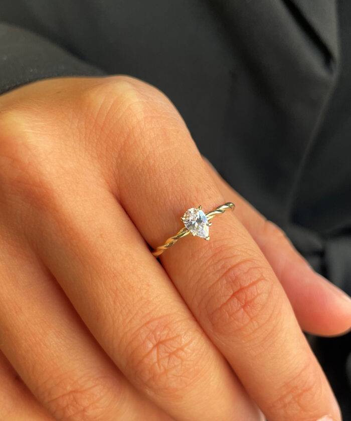 Damla Ring
